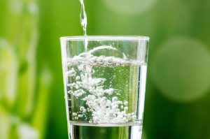 minum air putih yang banyak